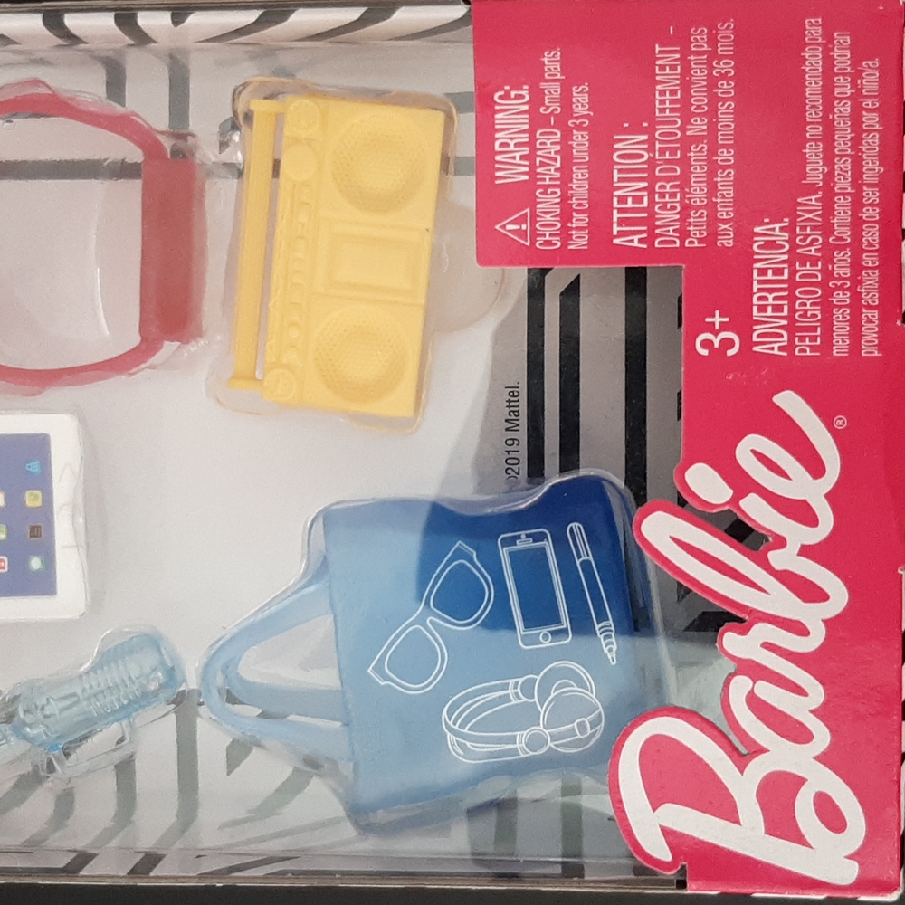 Barbie Accessories Fashion Pack New in Box - Picture 4 of 15